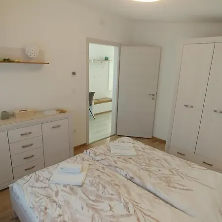 Apartament Bobic